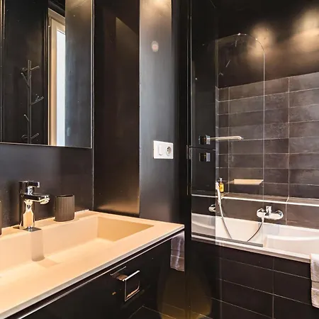 Апартаменты L'elegance Vue Parc *