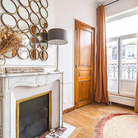 L'elegance Vue Parc Апартаменты