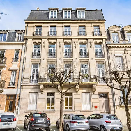 L'elegance Vue Parc *