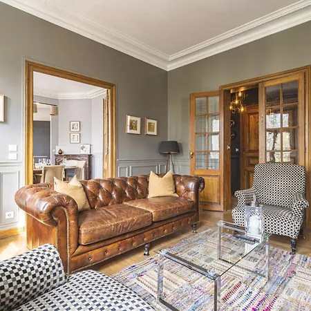 L'elegance Vue Parc 아파트 *